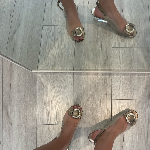 Stuart Weitzman Clear Buckled Heels - Picture 2 of 14